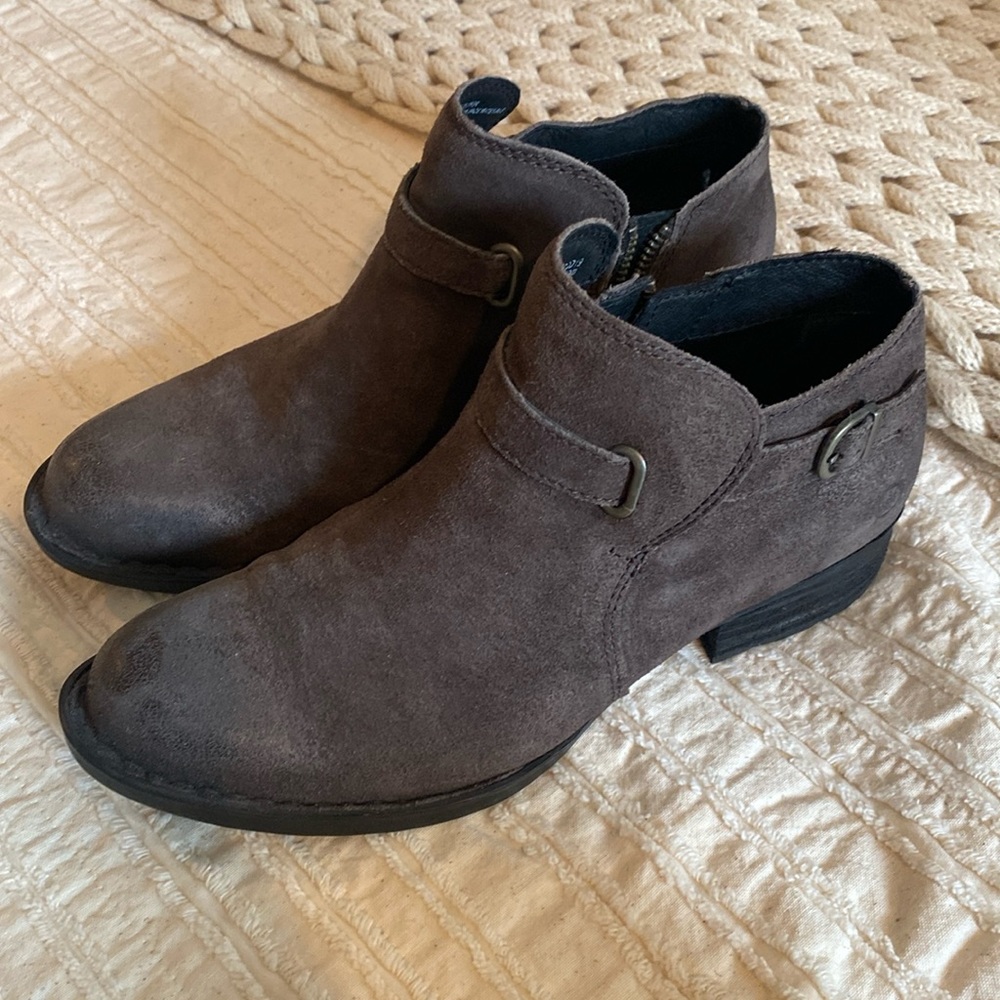 Born booties